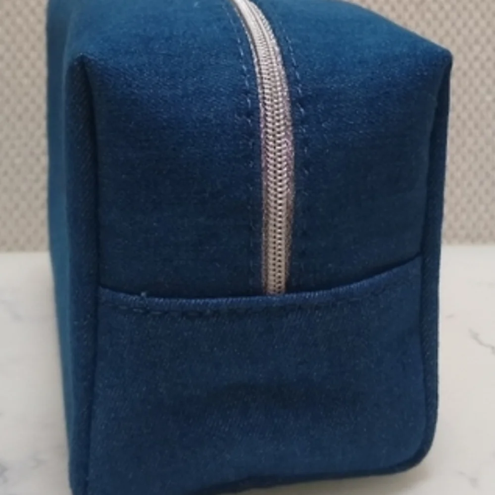 New Dior Blue Denim Cosmetic Bag with Soft Pink Lip Gloss & Black Mascara - Picture 8 of 15